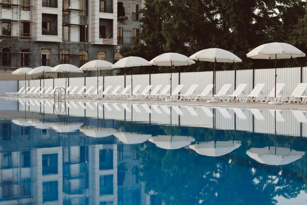 Dem Hotel Sochumi Exterior foto